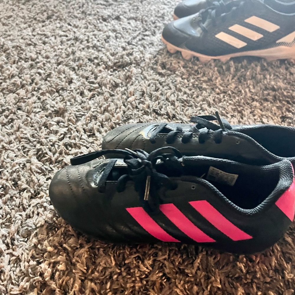 Adidas Kids Sneakers Black with Pink Stripes
